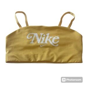 Nike Light-Support Sports Bra Size Large